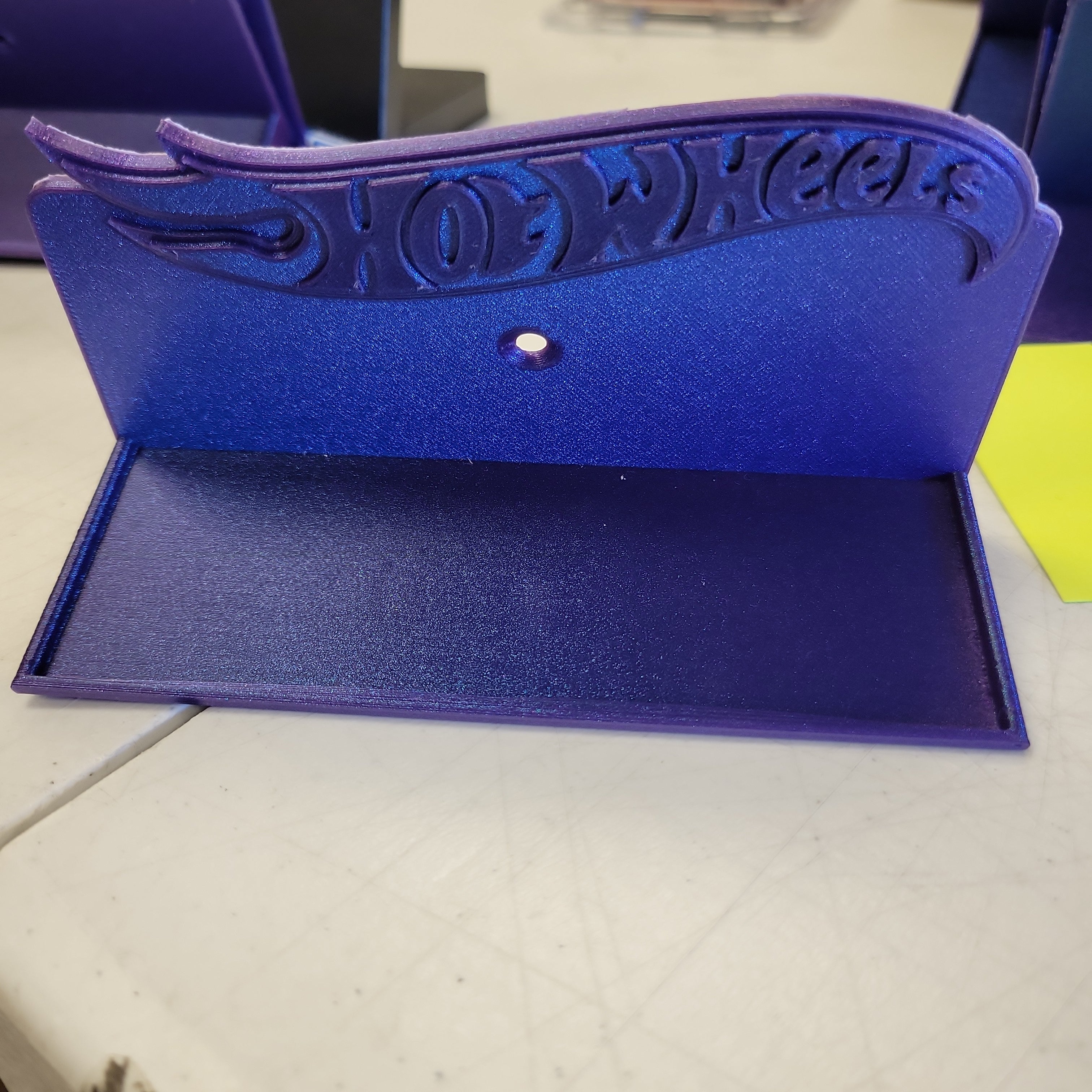 Hot Wheel Wall Stand Blue Large