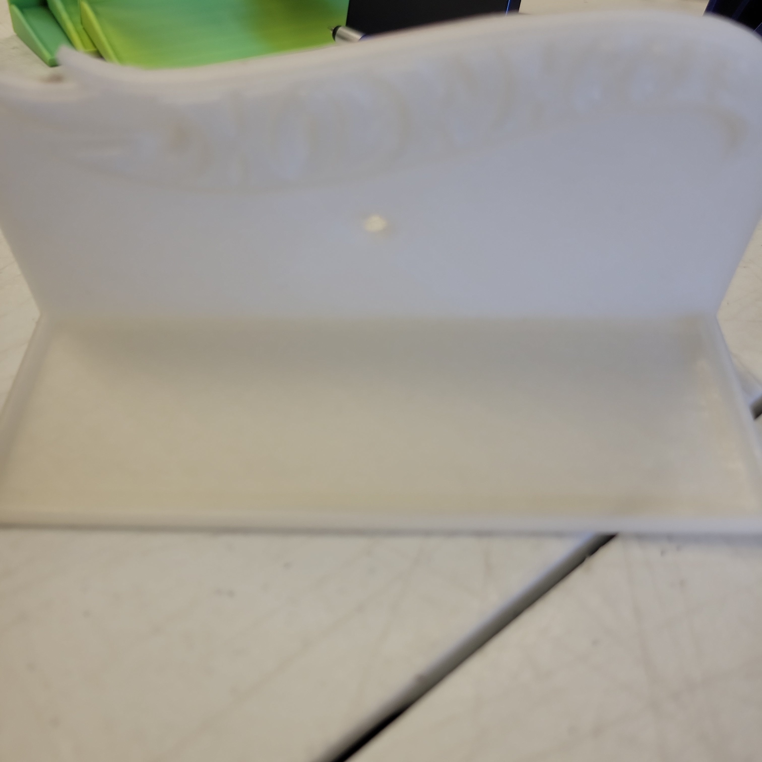 Hot Wheel Wall Stand Green White