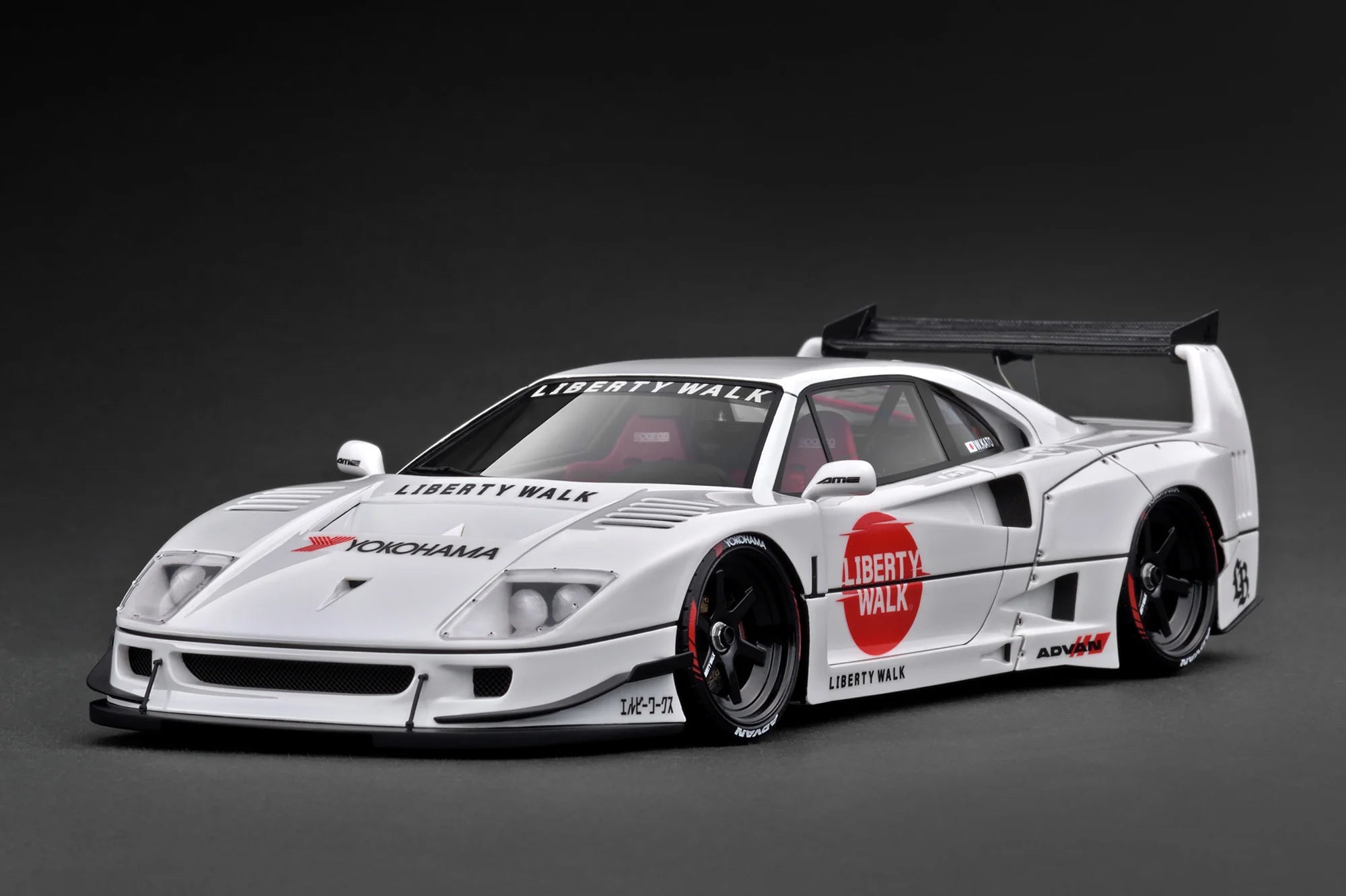 IG3752 LB-WORKS 40 White 1/18