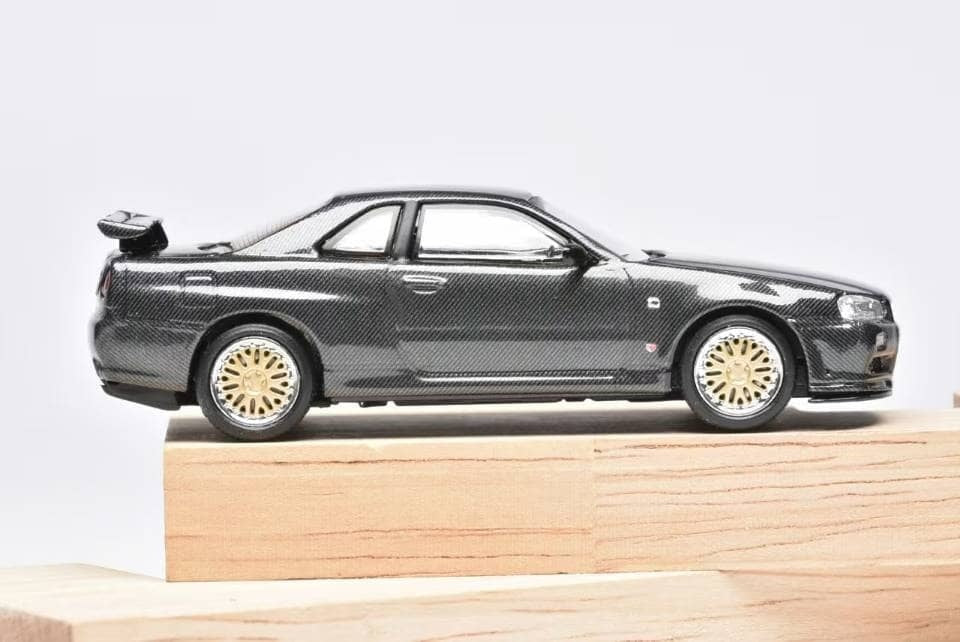 Stance Hunters SH 1:64 Diecast Model Skyline GT-R R34 V-SPEC-II A) Full Carbon Black