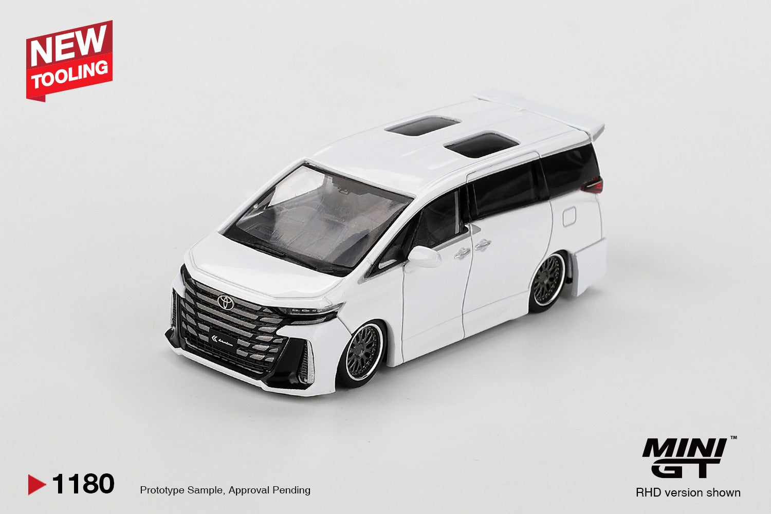 (Preorder) Mini GT 1:64 #1179 Toyota Alphard 40 KUHL White