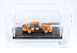 2016 Mattel Hot Wheels Toy Fair Exclusive Cased Vehicle - Porsche 934 Turbo RSR