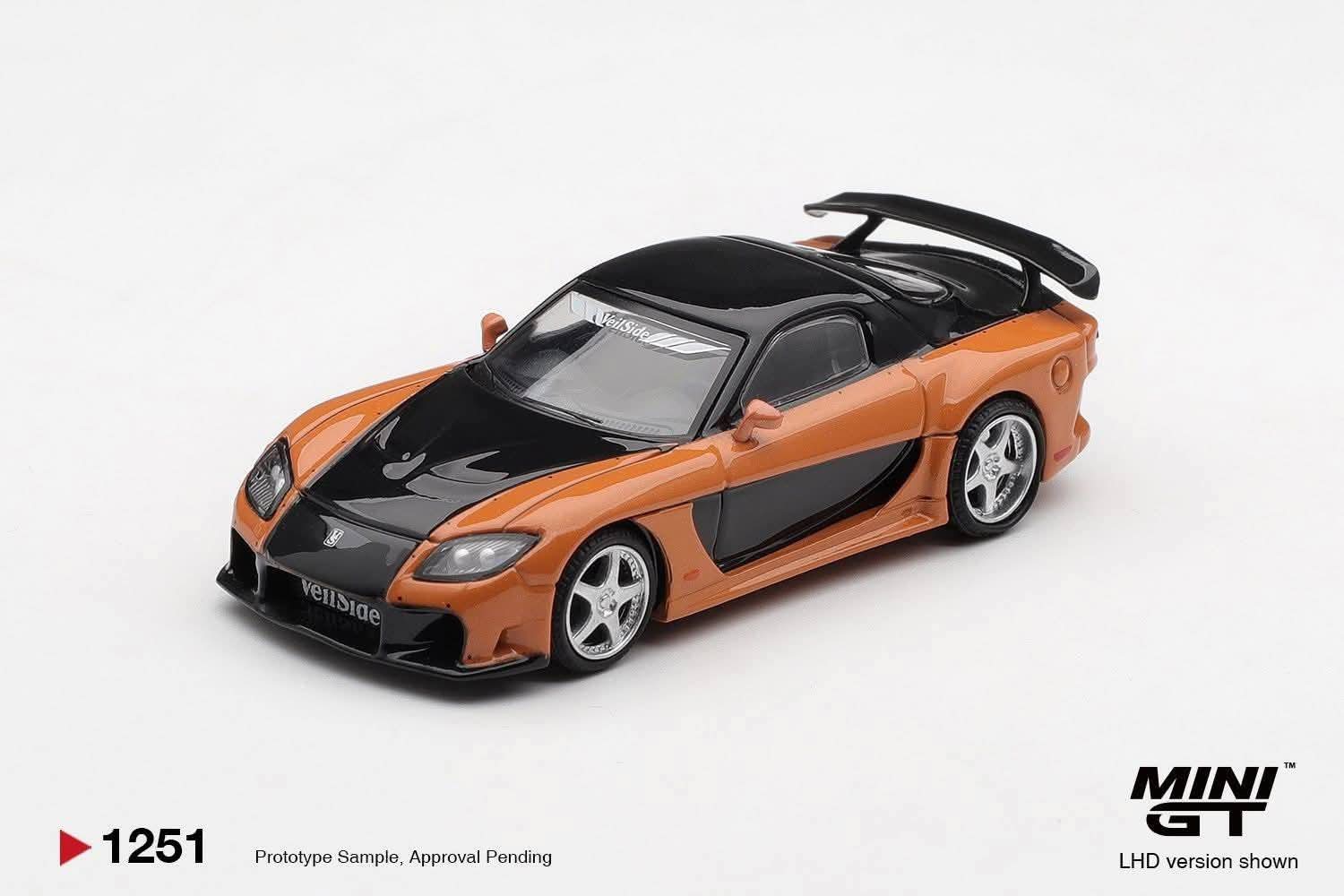 MiniGT MGT01251-BL -Mazda RX-7 VeilSide Fortune
"The Fast and the Furious: Tokyo Drift" Han Seoul-Oh / Blister Packaging