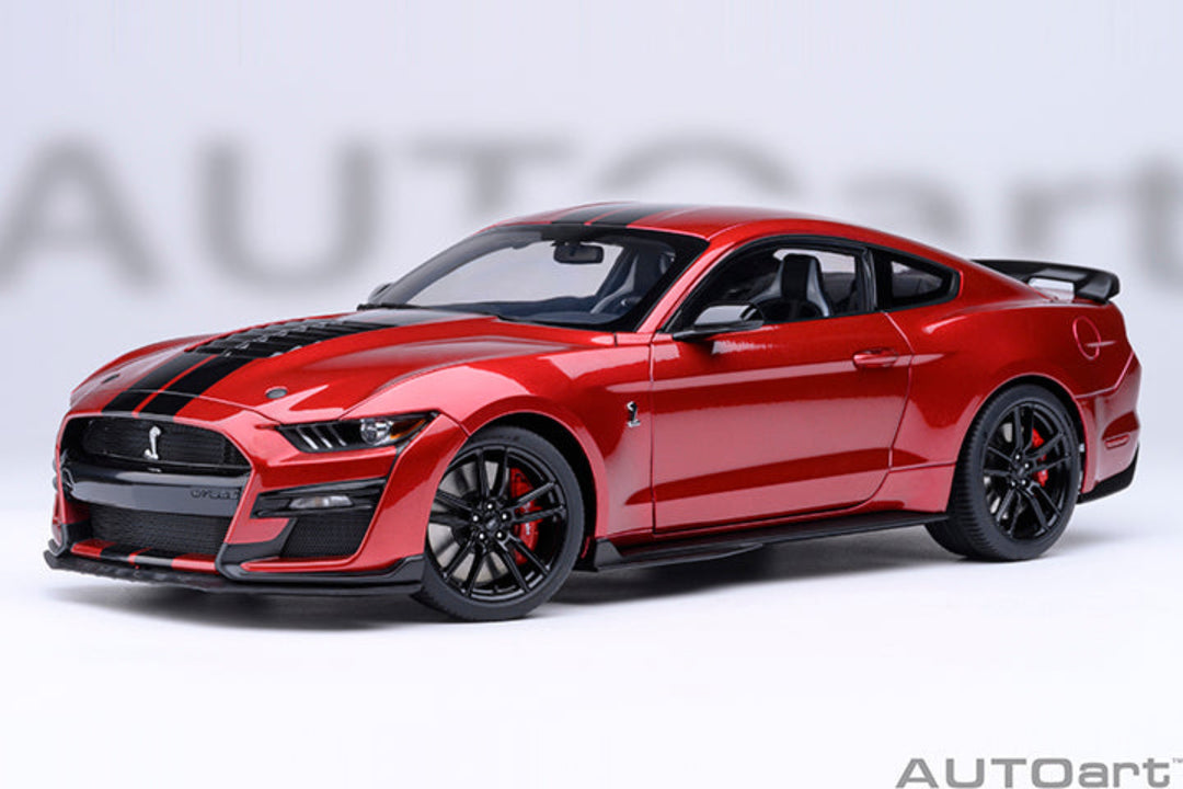 AUTOart 1:18 FORD MUSTANG SHELBY GT500 - Rapid Red 73098