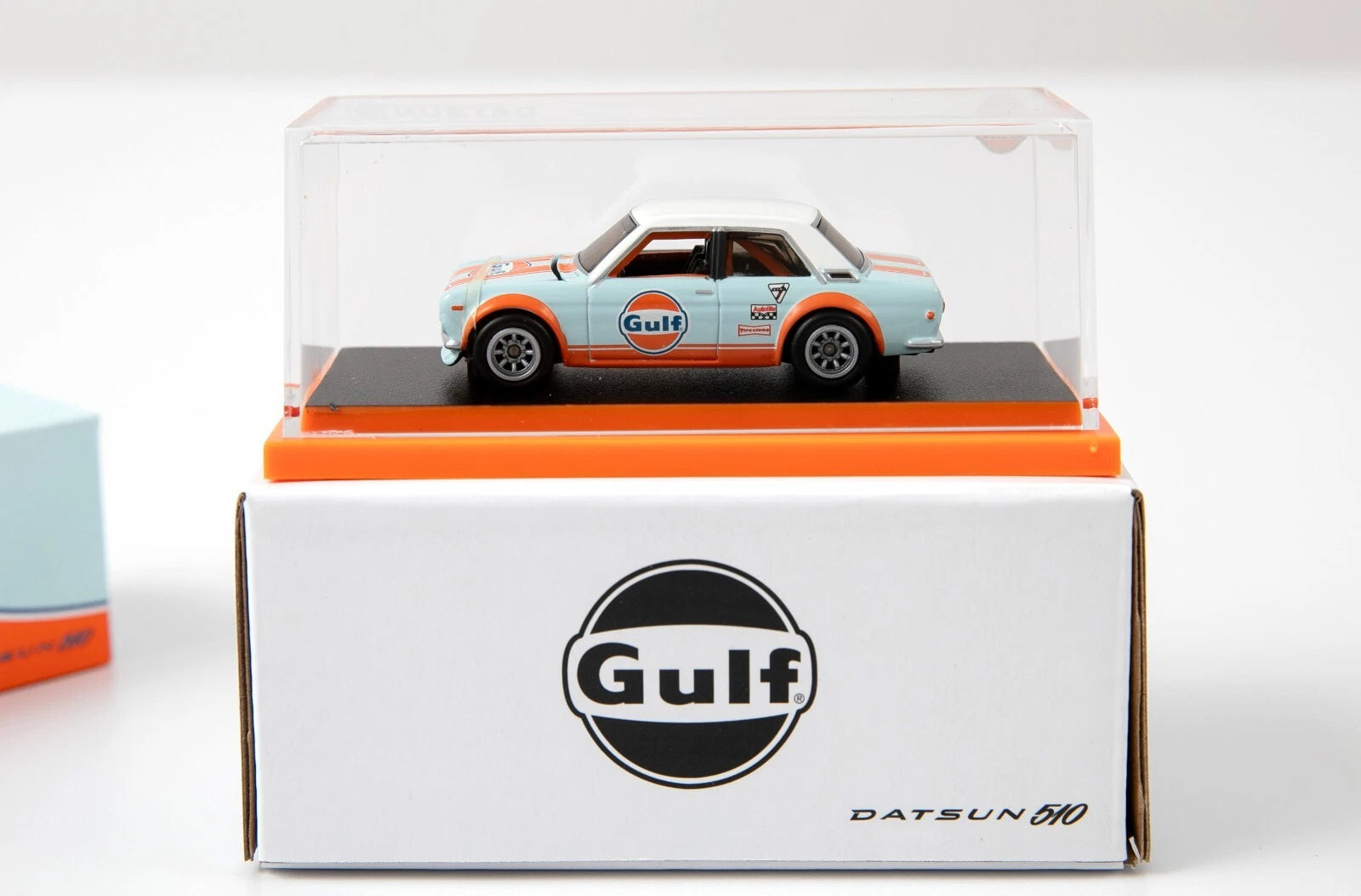 RLC Gulf 510 Sedan
