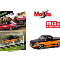 (Preorder) Maisto 1:64 1992 Chevrolet 454 SS Custom – Two Tone Orange