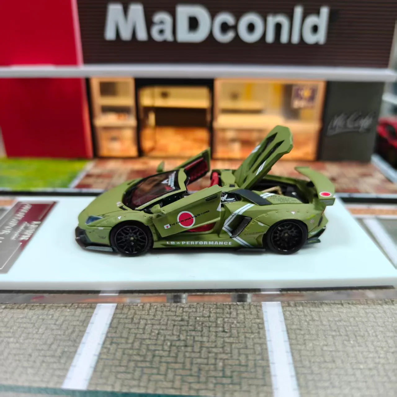 Autophile 1:64 Lamborghini LP700-4 Roadster LBWK Wide-Body Modified Military Green