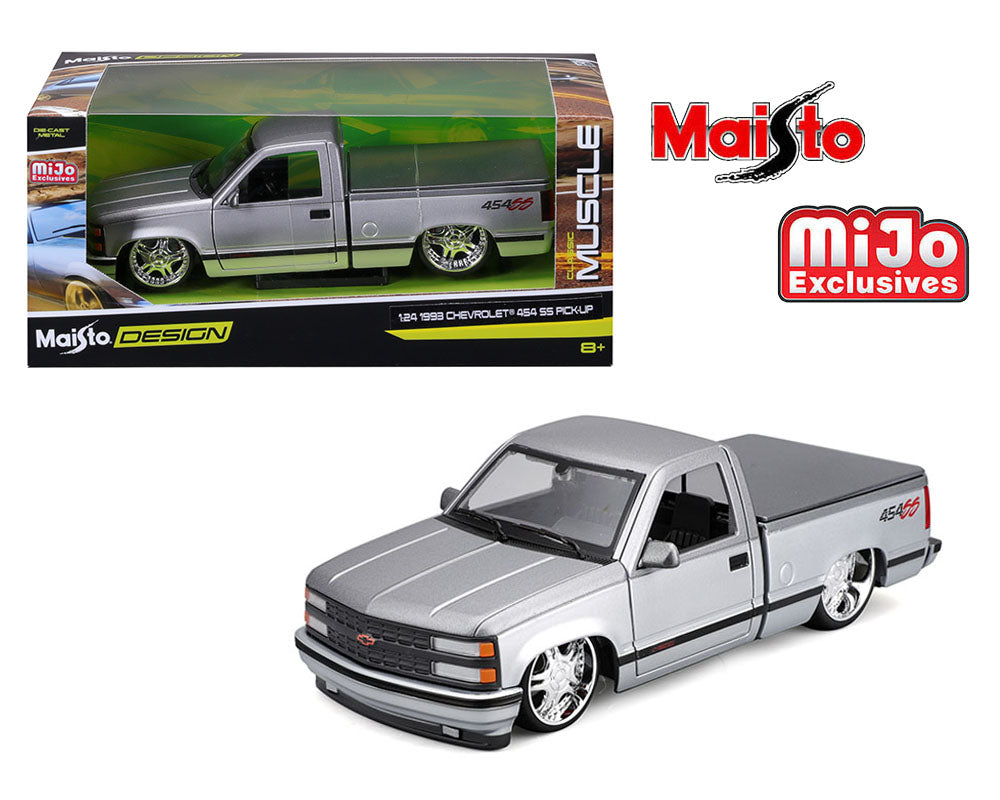 Maisto 1:24 1993 Chevrolet 454 SS Pickup Custom – Silver with Grey Two Tone – Maisto Design – Mijo Exclusives
