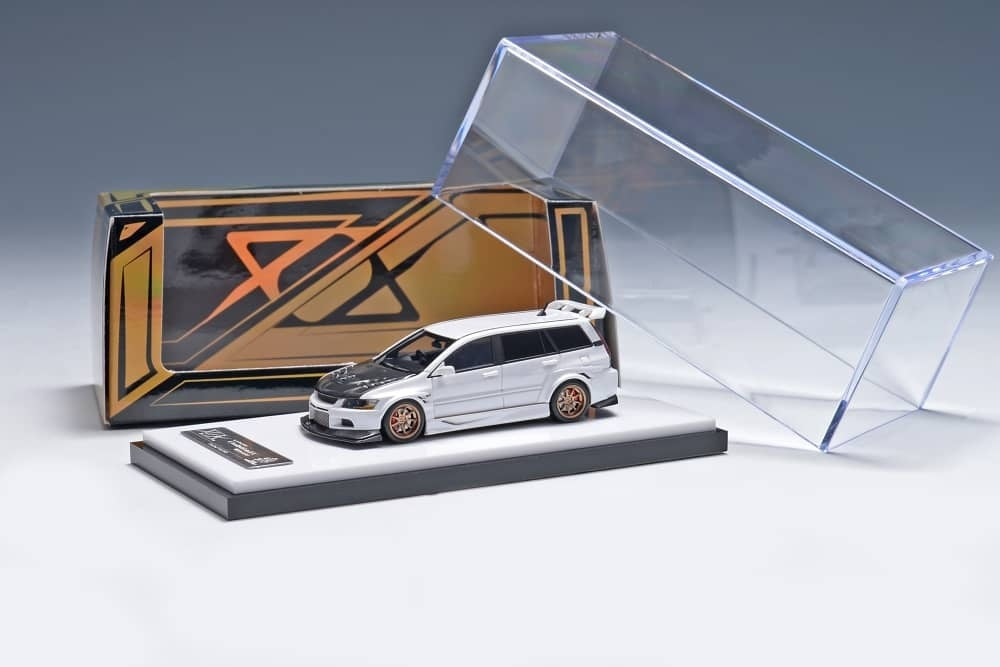 404Error 1:64 Resin Model Lancer Evolution EVO IX Wagon - White Carbon-Hood Color