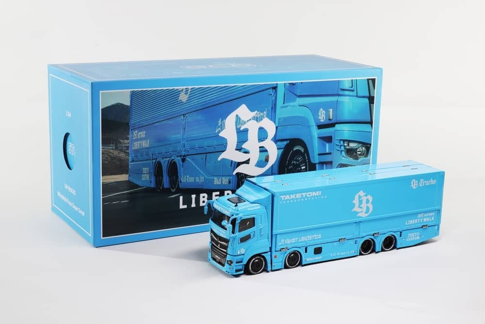 GCD 1:64 Diecast Model LBWK / Mitsubishi Licensed Products LB-Trucks Fuso Super Great 2025 Shanghai China Toy Epo Exclusive Baby Blue(576)