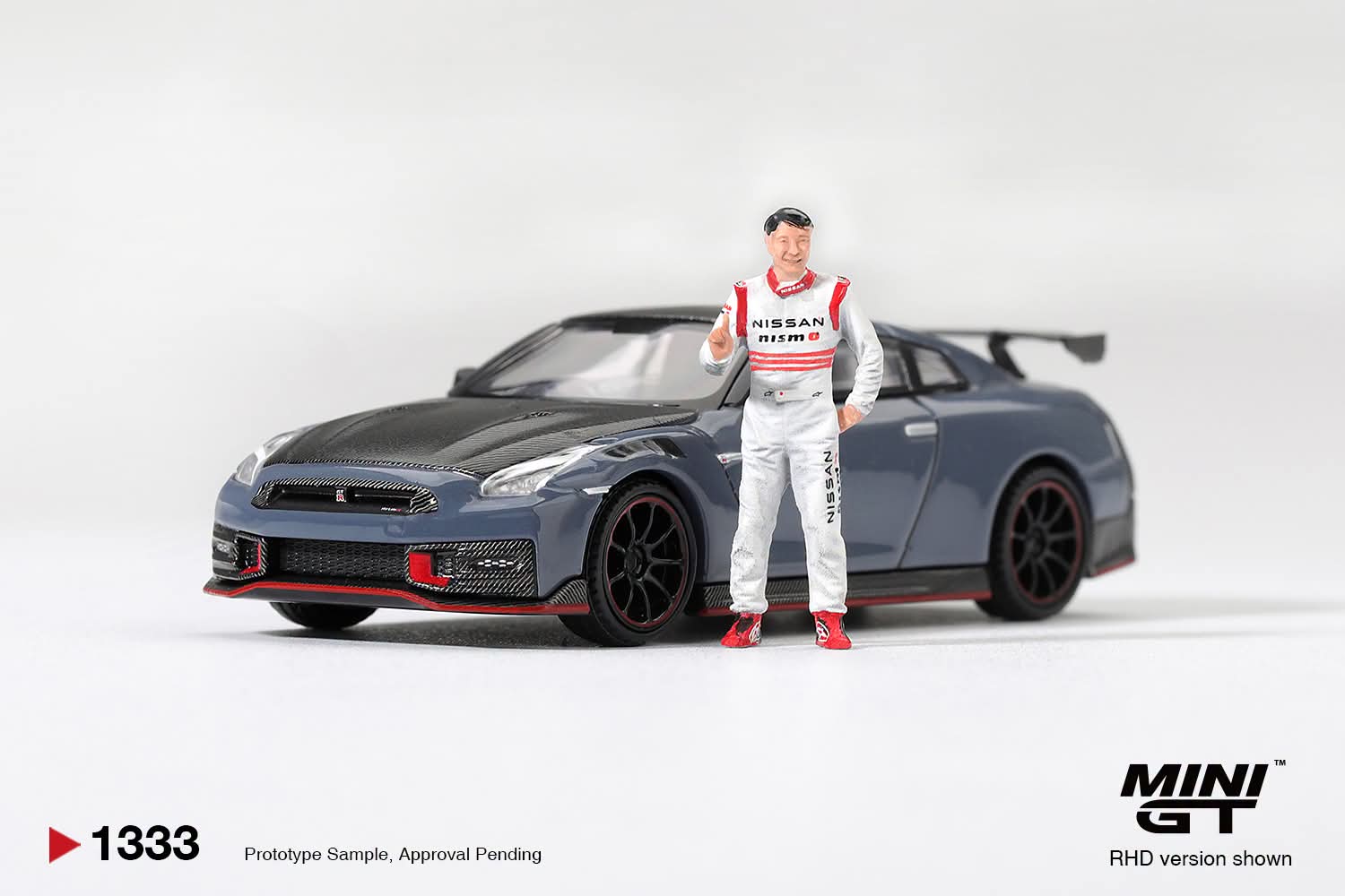 PreOrder - MiniGt MGT01333-R  - Nissan GT-R Nismo 2024 Tsukuba Production Car Lap Record W/ Matsuda Figure Tsugio Matsuda Collection R34GT-R Z-tune Z-Tune Silver
