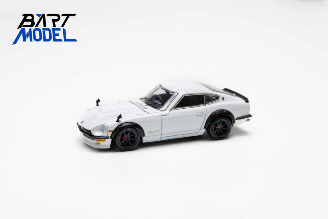 BART MODEL 1:64 Nissan Fairlady 240Z White