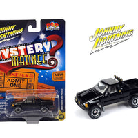 (Preorder) Johnny Lightning 1:64 Mystery Matinee 1985 Toyota SR5 Pickup – Black