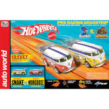 RLC 2005 Hot Wheels Classics Mongoose and Snake Drag Race Set