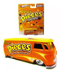 2014 Hot Wheels Pop Culture: Reeses VOLKSWAGEN T1 PANEL