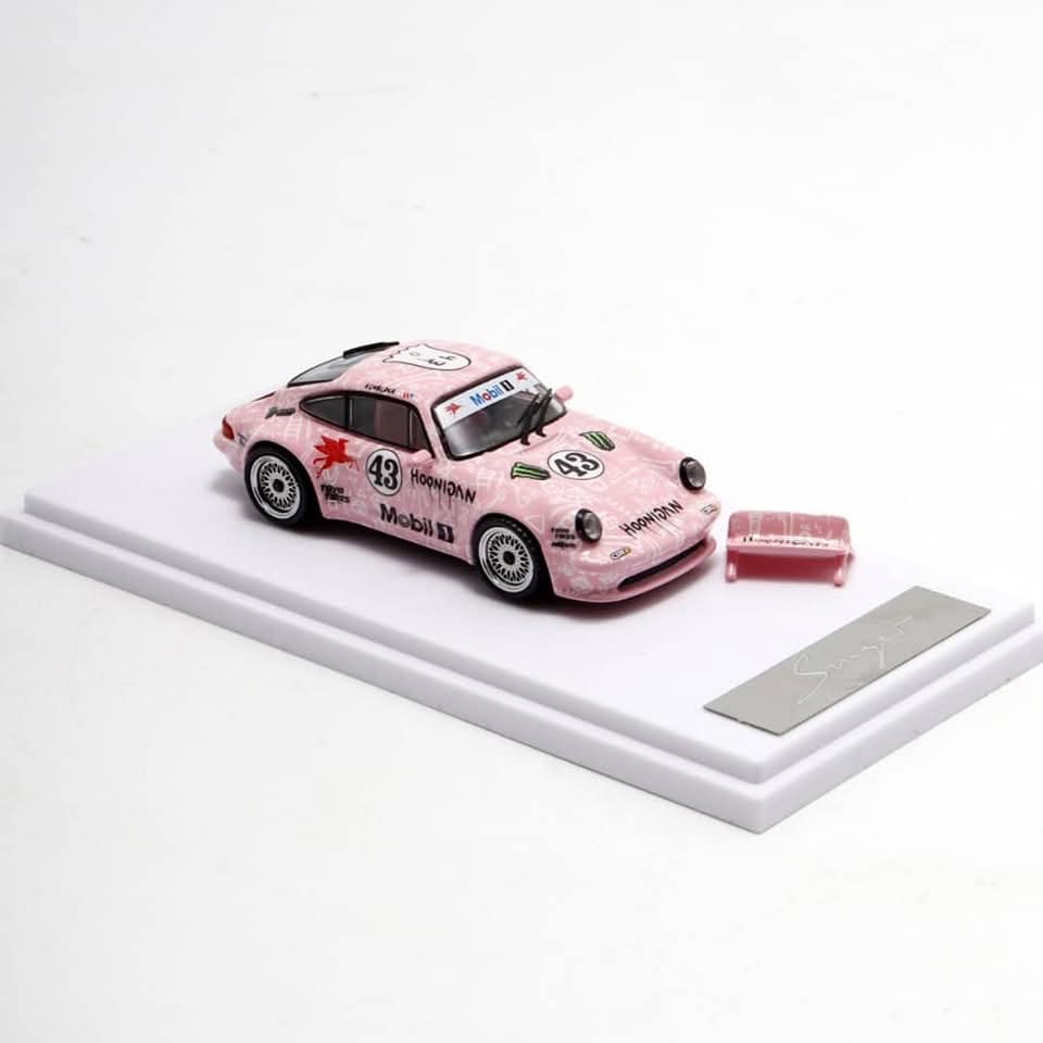 Diecast Model
2025 HEC Event Car Porsche Singer Turbo Study 930 Coupe, Pinkpig Livery
