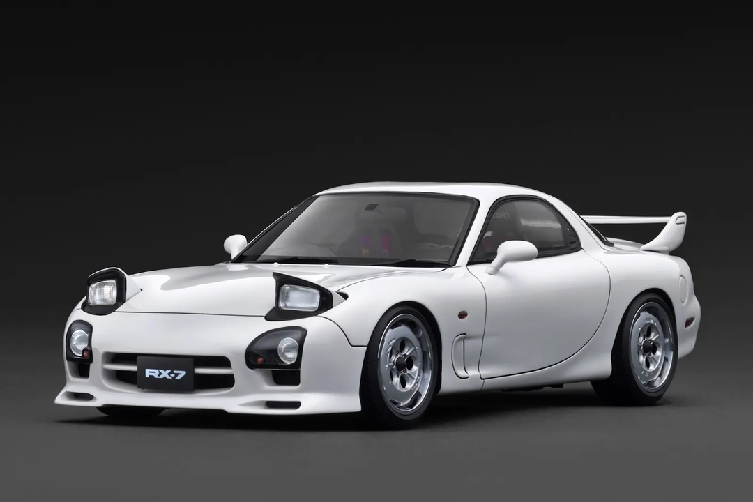 Ignition Model 1:18 Mazda RX-7 Mazda Speed A-spec (FD3S) White IG3942