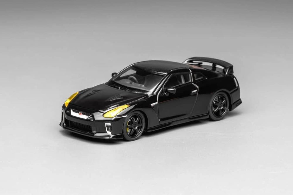 Motorhelix - GT-R R35
Open-Hood, Visible Engine
Pearl Black(Carbon-Hood)