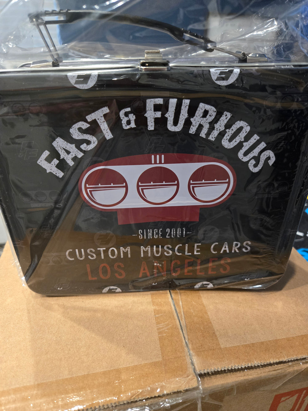Combo Fast and Furious Metal LunchBox and Size XXLarge Legends Tshirt