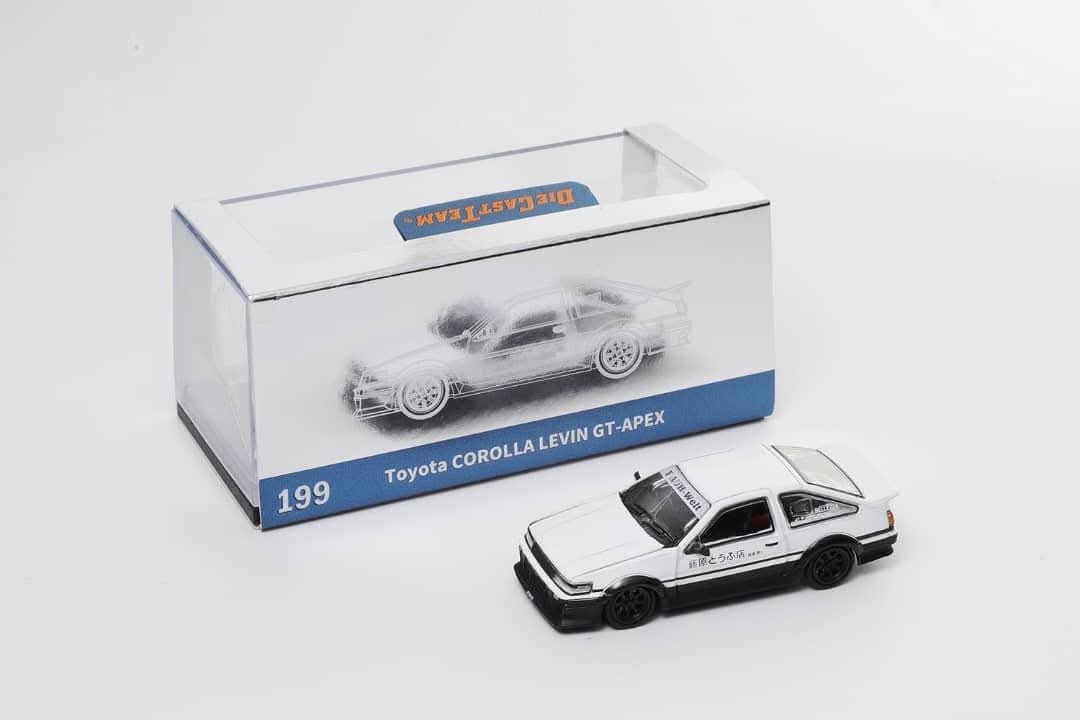 DCT 1:64 RWB AE86
White-Black with White-Hood