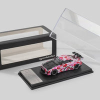 Model Collect GT-R R35 Liberty Walk 1.5 Ver.
Pink Bape