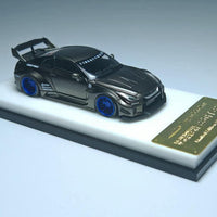 MC 1/64 LB GTR GT 
MC640005O Chromed Pearl Grey