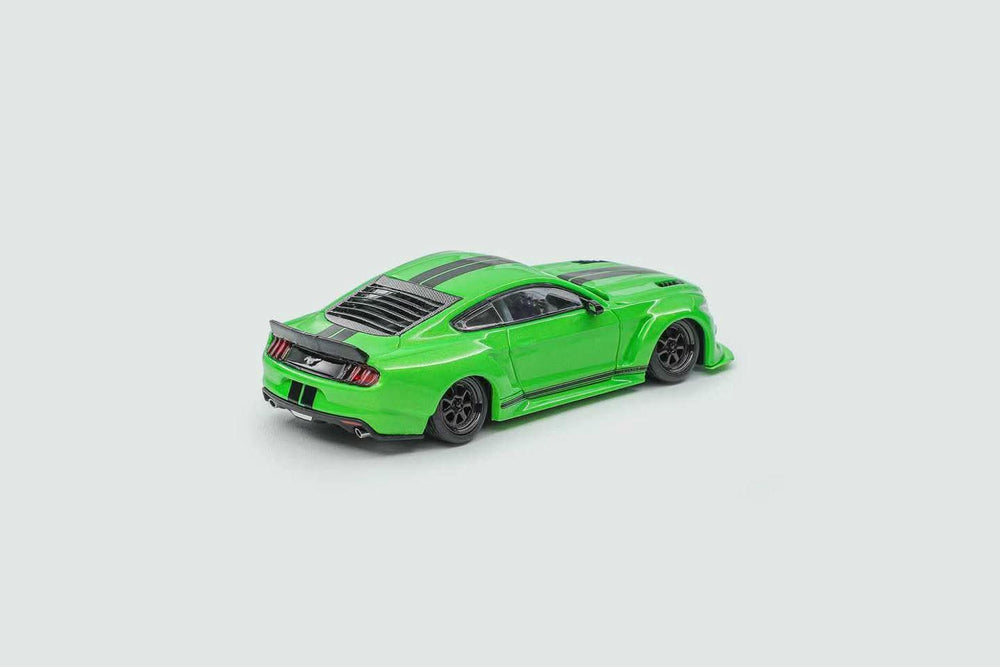 Liberty 1:64 The sixth-generation Mustang Clinched widebody kit (low enough, wide enough)
Fluorescent Metallic Green + Black Stripes