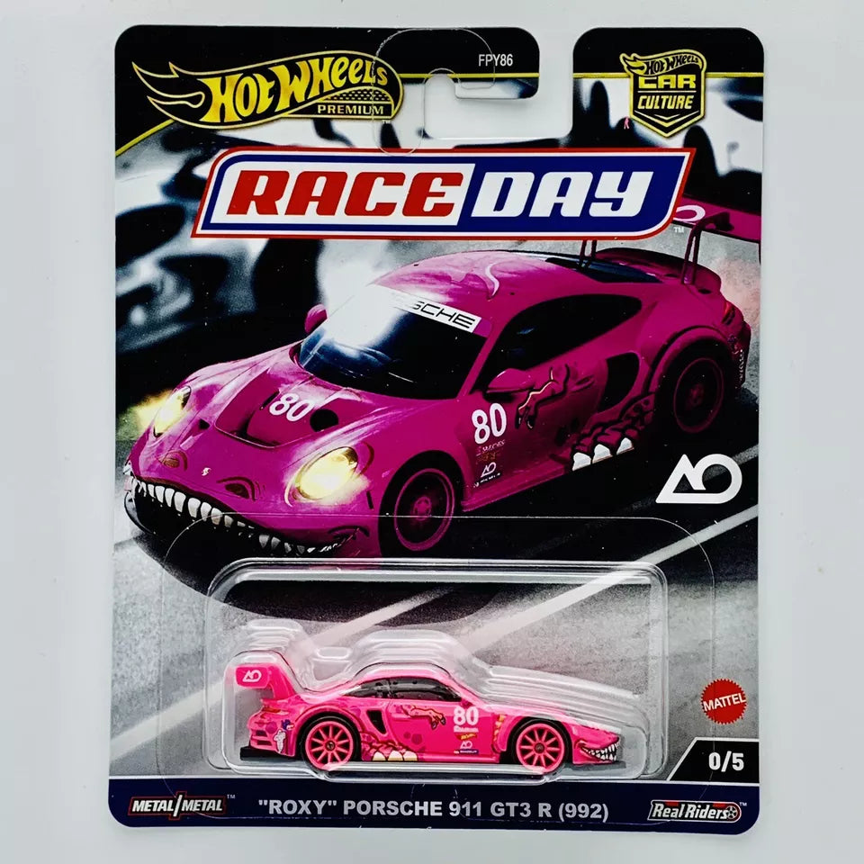 Raceday Set with Pink Porsche Chase